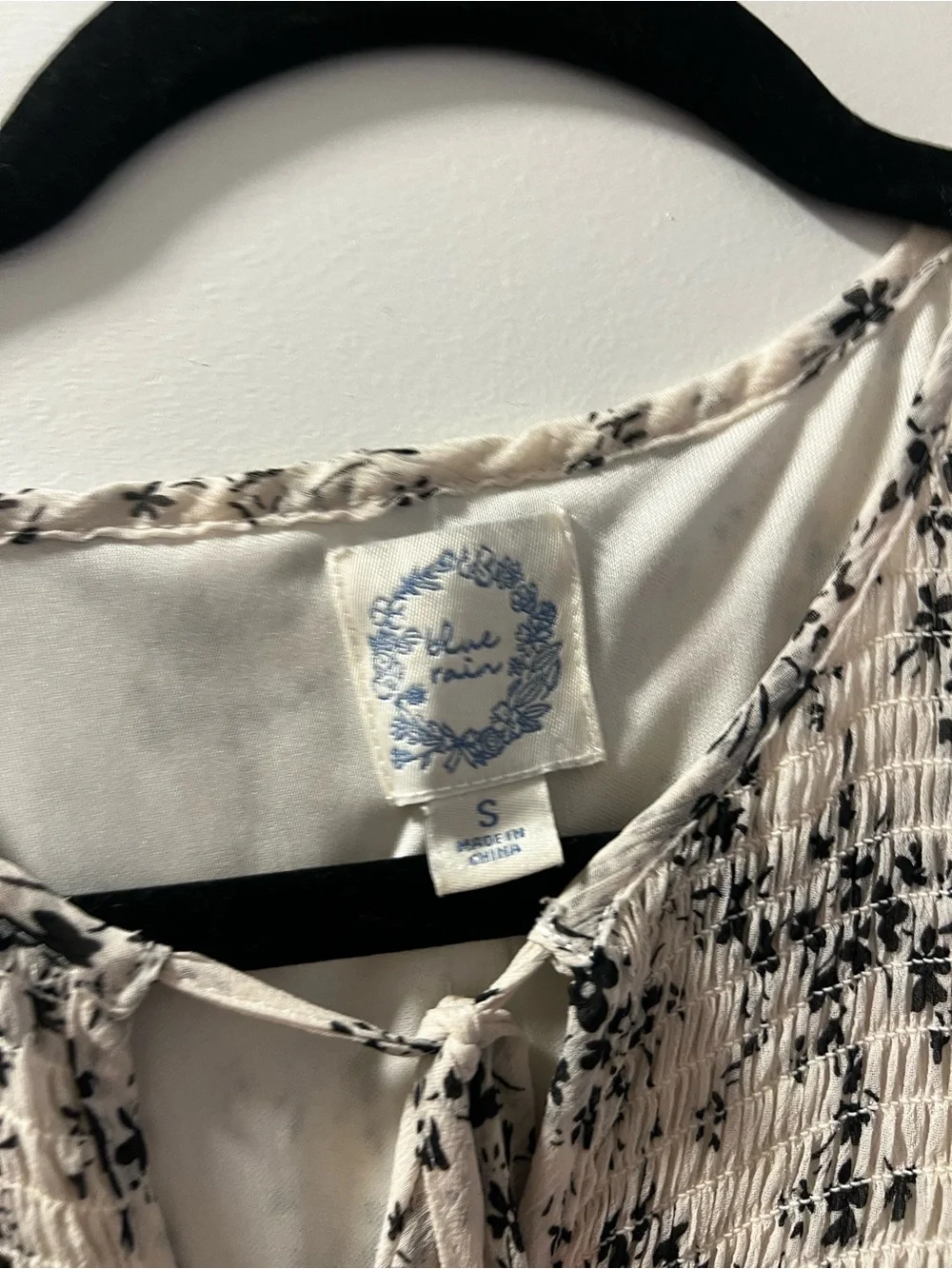 Ivory Floral Dress with Black Print - Picture 4 of 5